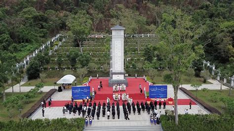  黄冈 Martyrs Cemetery 勇敢な歴史と静寂の対比！